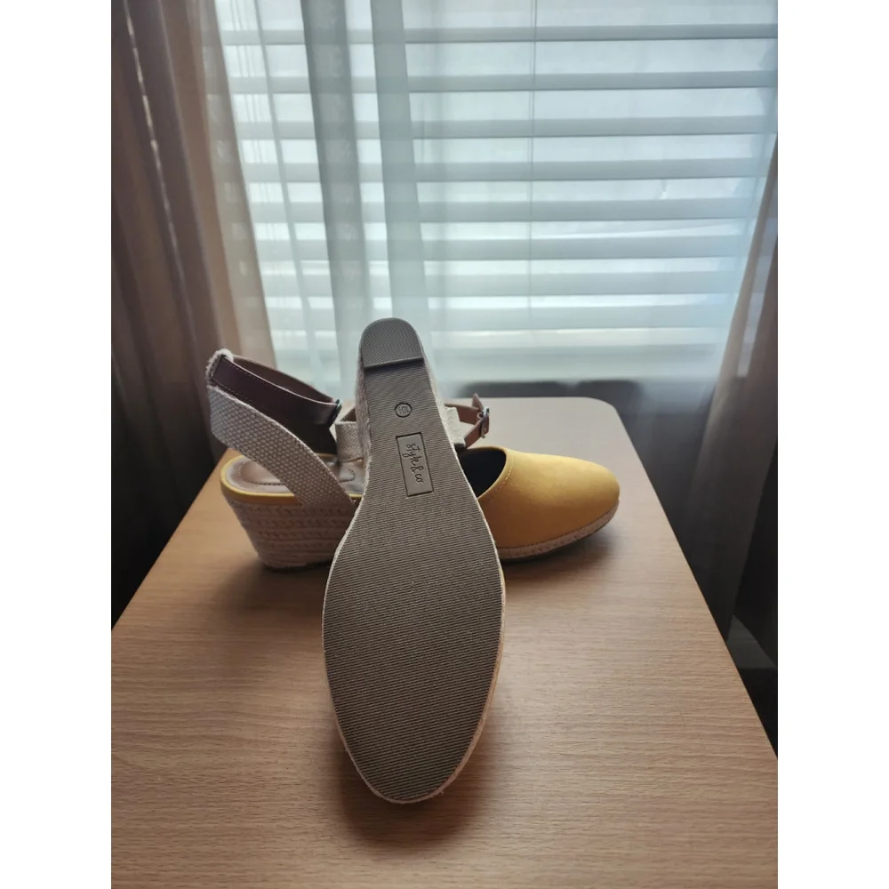 Style & Co Dark Yellow Mustard Espadrille Wedge Closed Toe Sandals SZ 10.5 M - Picture 12 of 13